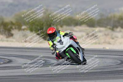 media/Jan-15-2026-Racers Edge (Thu) [[dfebeb70ab]]/3-B Group/Session 4 (Turn 5)/